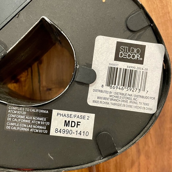 Studio Decor Light Up Metal Ampersand “&” Sign Gray Free Standing Wall Hanging - Picture 12 of 16